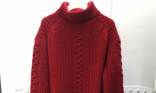 红色宽松毛衣怎么搭配 分享红色宽松毛衣的四个搭配方法