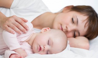 40天的宝宝不吃夜奶正常吗 宝宝吃夜奶的危害