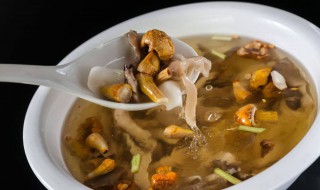 三菌汤的做法 一道很美味的汤品