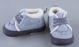 婴儿布鞋的做法 各位新爸爸妈妈可以给自己孩子做