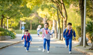 幼儿园毕业家长感言50字 幼儿园毕业家长感言例子