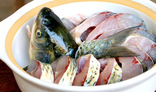 鲜草鱼块怎么做好吃 鲜草鱼块如何做好吃