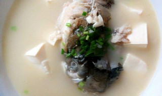 小鱼头豆腐汤做法 这道菜有什么特点