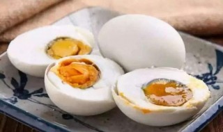 家庭腌制咸鸭蛋的做法 咸鸭蛋怎么在家腌制
