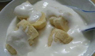 炒香蕉酸奶怎么做 炒香蕉酸奶的做法
