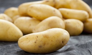土豆怎样做淀粉少 土豆要怎么泡才能去掉淀粉