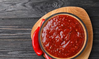 红辣椒酱怎么做 辣椒酱应该怎么保存