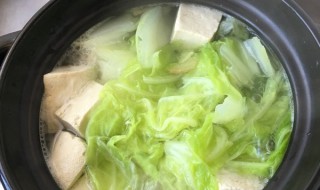 砂锅白菜炖豆腐 怎么做砂锅白菜炖豆腐