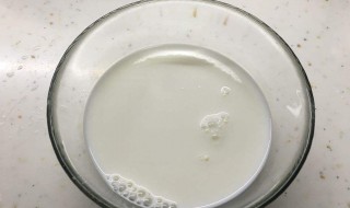 微波炉热牛奶会破坏营养价值吗 牛奶在微波炉的加热会破坏其营养成分吗