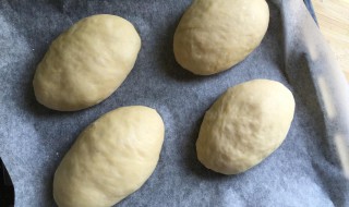 如何做橄榄形状的面包 怎样做橄榄形状的面包