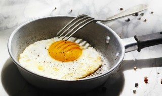 维生素C跟鸡蛋能一起吃吗 维生素C跟鸡蛋可不可以同时吃