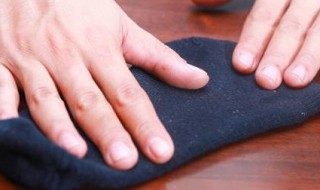 叠袜子的5种不同叠法 叠袜子不同叠法