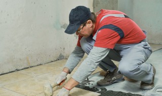 地砖起翘如何修补 家里的地板砖翘起来了该怎么修补