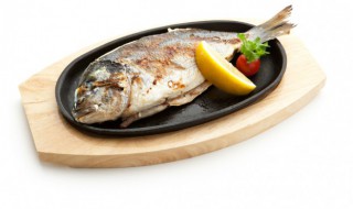 鱼肉冰箱保鲜方法 鱼肉在冰箱里怎样储存