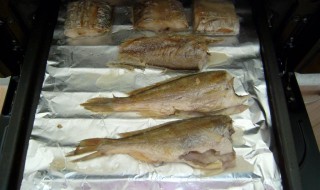 家中烤箱如何做鱼虾 烤箱做鱼虾方法介绍