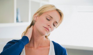 肩膀脖子痛怎样做锻炼 这些要十分注意