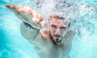 游自由泳的方法 怎么游自由泳