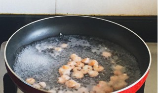 虾仁焯水怎么做 虾仁好吃的做法介绍