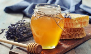 假蜂蜜是怎么做出来的 假蜂蜜的制作方法