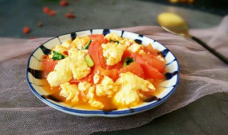 西红柿炒鸡蛋做法窍门 西红柿炒鸡蛋怎么做