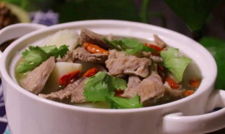羊肉汤怎么做肉嫩 这样做的羊肉汤最好吃