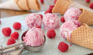怎样做冰淇淋简单做法 如何做冰淇淋简单做法