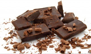 60岁人吃黑巧克力好吗 益处多多