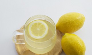 柠檬泡水发苦的原因 为什么柠檬泡水是苦的呢