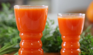 胡萝卜汁生喝和熟喝哪个更好 胡萝卜汁生喝和熟喝谁更好