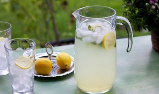 柠檬泡水做法图解 5步做好超简单的柠檬水