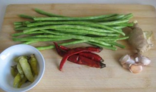 泡椒豇豆如何做 这样做简单又好吃