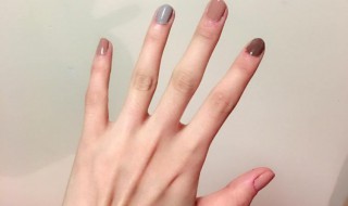 美甲擦指甲油的技巧 美甲擦指甲油的技巧分享