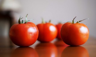 腌西红柿的简单做法 怎么做腌西红柿