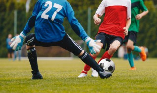 小学生足球个人技巧 小学生足球训练方法与技巧
