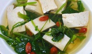 菠菜豆腐汤如何做才好喝 菠菜豆腐汤的做法步骤