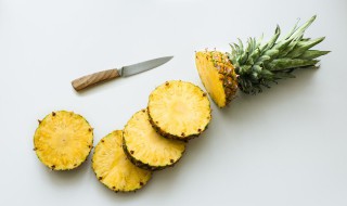 菠萝饭最简单的做法 菠萝饭简单做法