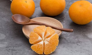 便秘吃什么东西最好 坚果蜂蜜和柑橘