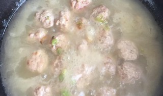 银丝肉丸汤如何做 银丝肉丸汤的做法介绍