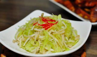 金针菇炒莴笋怎么做 金针菇炒青笋的做法介绍