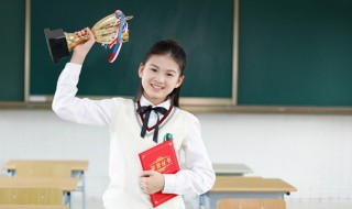 初中生谈恋爱家长怎么处理（初中生谈恋爱家长怎么处理女孩）