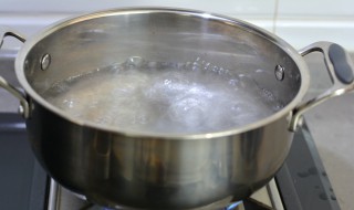 描述水沸腾的句子 描写水沸腾的句子