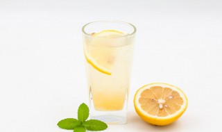 榨柠檬汁的方法 榨柠檬汁的方法100种方法
