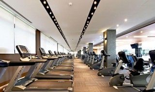 如何在健身房正确健身减脂运动 如何在健身房正确健身减脂