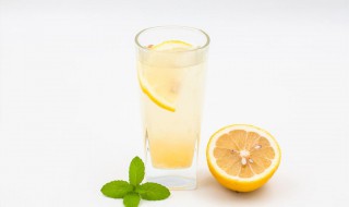 蜂蜜柠檬水的制作方法 柠檬水的制作方法