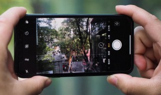 拍照功能黑屏怎么解决 为什么点进拍照功能会黑屏