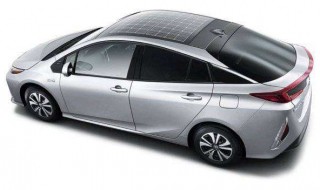 用太阳能板给汽车补充电量 用太阳能板给汽车补充电