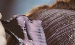 染头发冲洗的时候可以用洗发水吗 自己染发后冲洗还是可以用洗发水