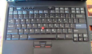 电脑键盘打出的字母不对应怎么办呀 电脑键盘打出的字母不对应怎么办