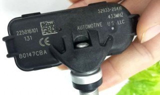 车子胎压传感器 汽车胎压传感器是怎么供电的?