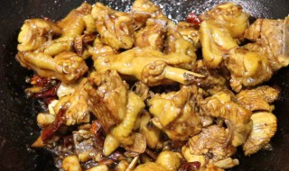 葱油焖鸡怎么做好吃 葱油焖鸡用什么锅